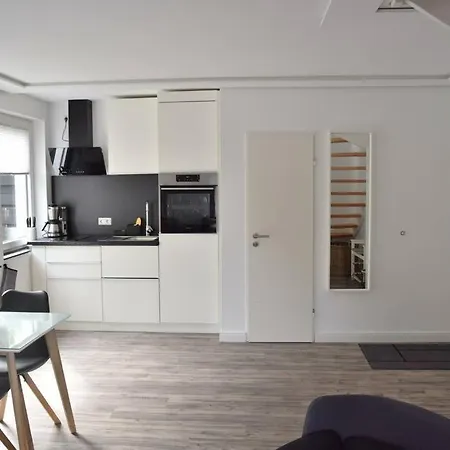 Schoenes 쿡스하펜